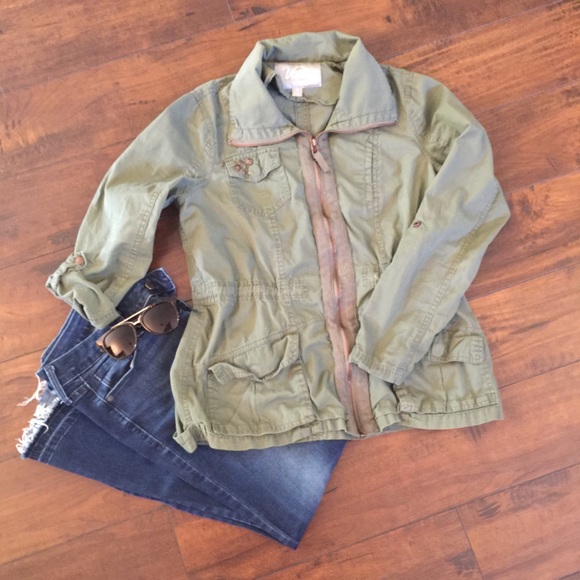 🛍 Utility Jacket 🛍 - Picture 1 of 6